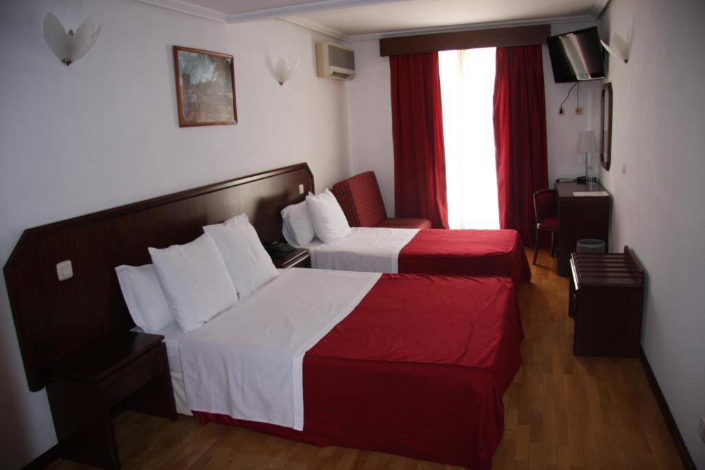 Hotel Turismo Miranda 미란다도두로 객실 사진