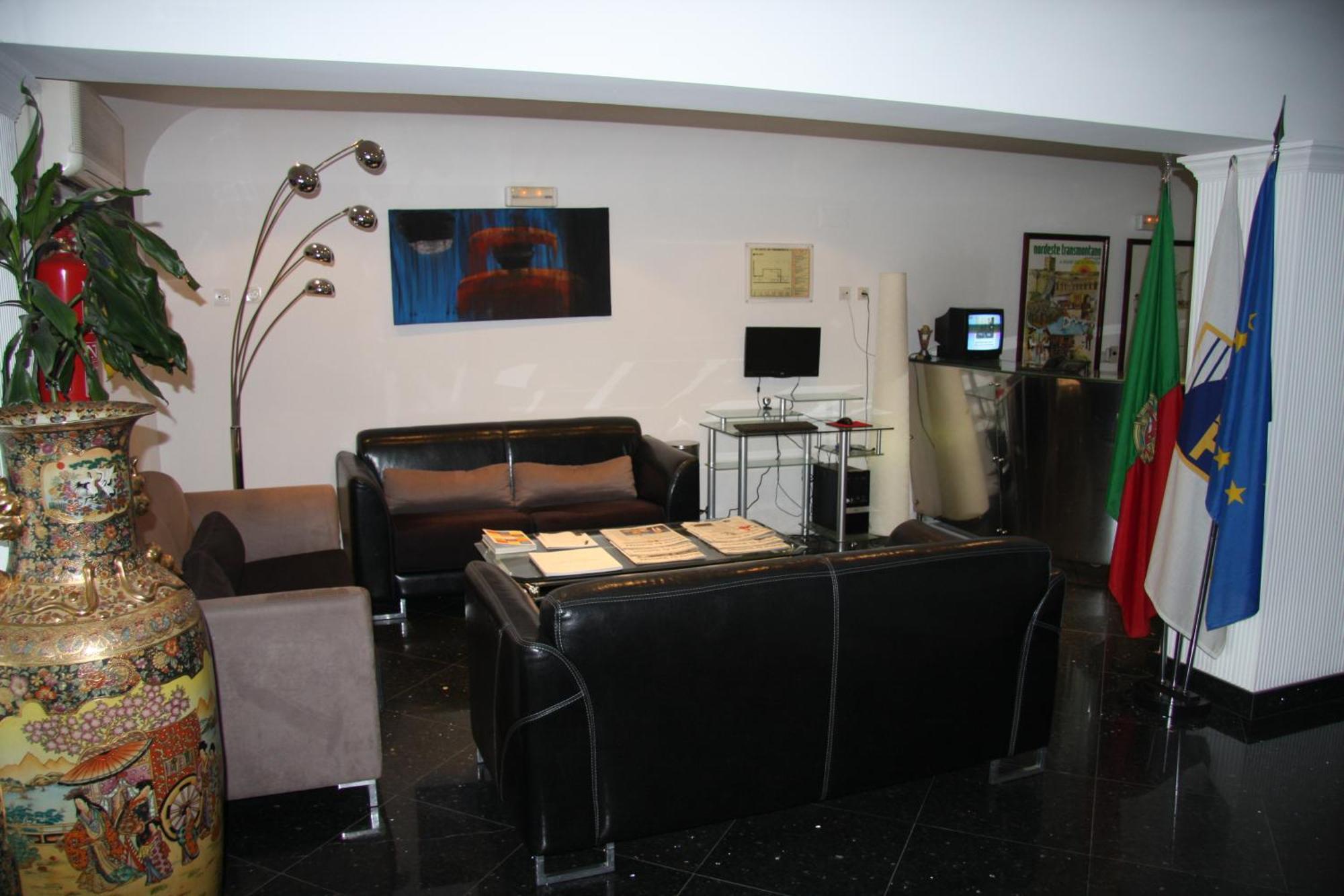 Hotel Turismo Miranda 미란다도두로 외부 사진
